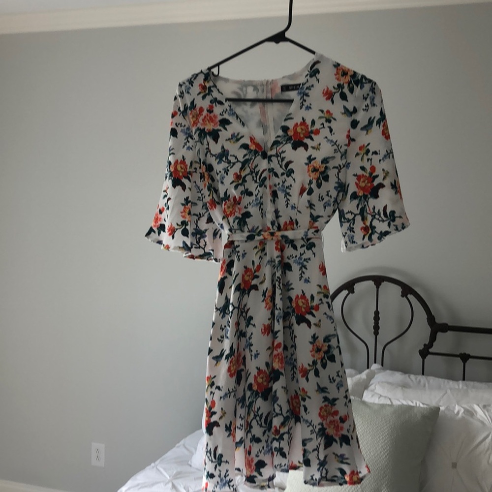 Gorgeous Floral Dress for Spring